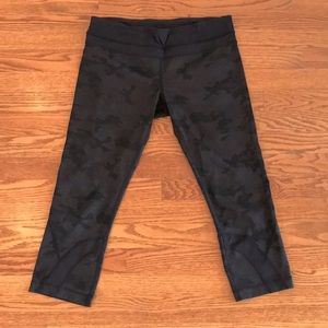 Lululemon camo athletic pants. Size 8
